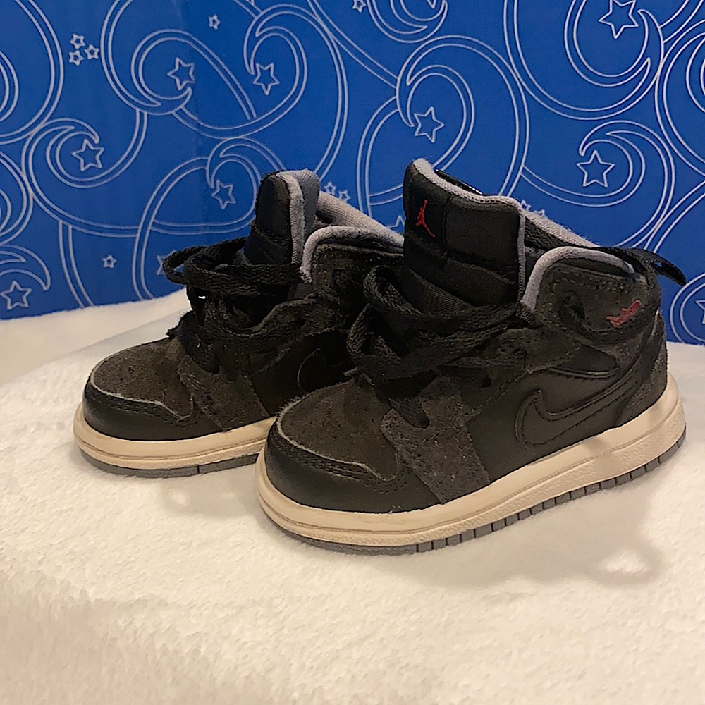 Infant Jordan 1 Mid BT